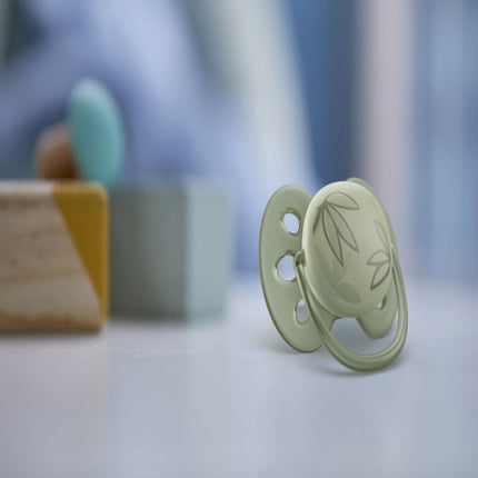 https://www.babiesrus.ca/dw/image/v2/BDFX_PRD/on/demandware.static/-/Sites-toys-master-catalog/default/dwe4a288e4/images/347BF8C0_8.jpg