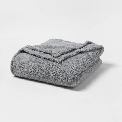 Room Essentials Faux Shearling Bed Blanket Twin/Twin XL Gray Midweight
