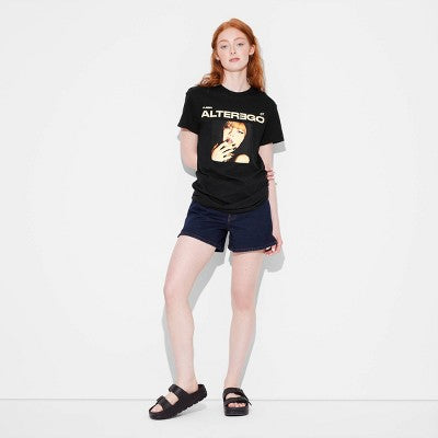 Trendy Women's Lisa KPOP Alter Ego Oversized Graphic T-Shirt - Black