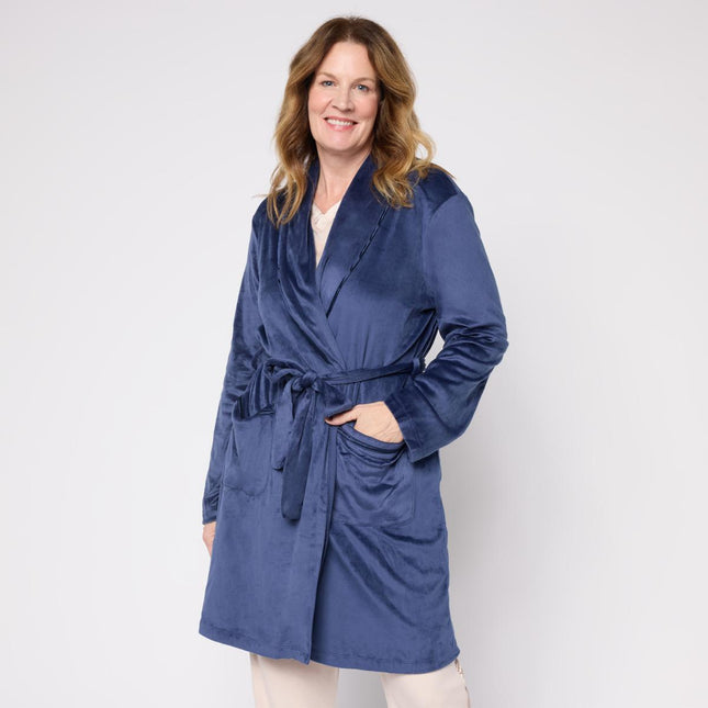 https://i02.hsncdn.com/is/image/HomeShoppingNetwork/rocs1200/comfort-code-silky-velvet-satin-trim-robe-d-2025112110261781~908232_790.jpg