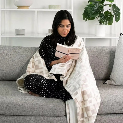Brookstone Heated Plaid Throw Blanket 50x60in Cream Built-in Controller