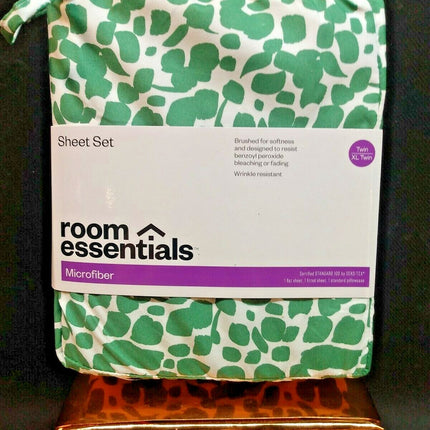 Room Essentials Microfiber 3-Piece Sheet Set Twin XL Green White